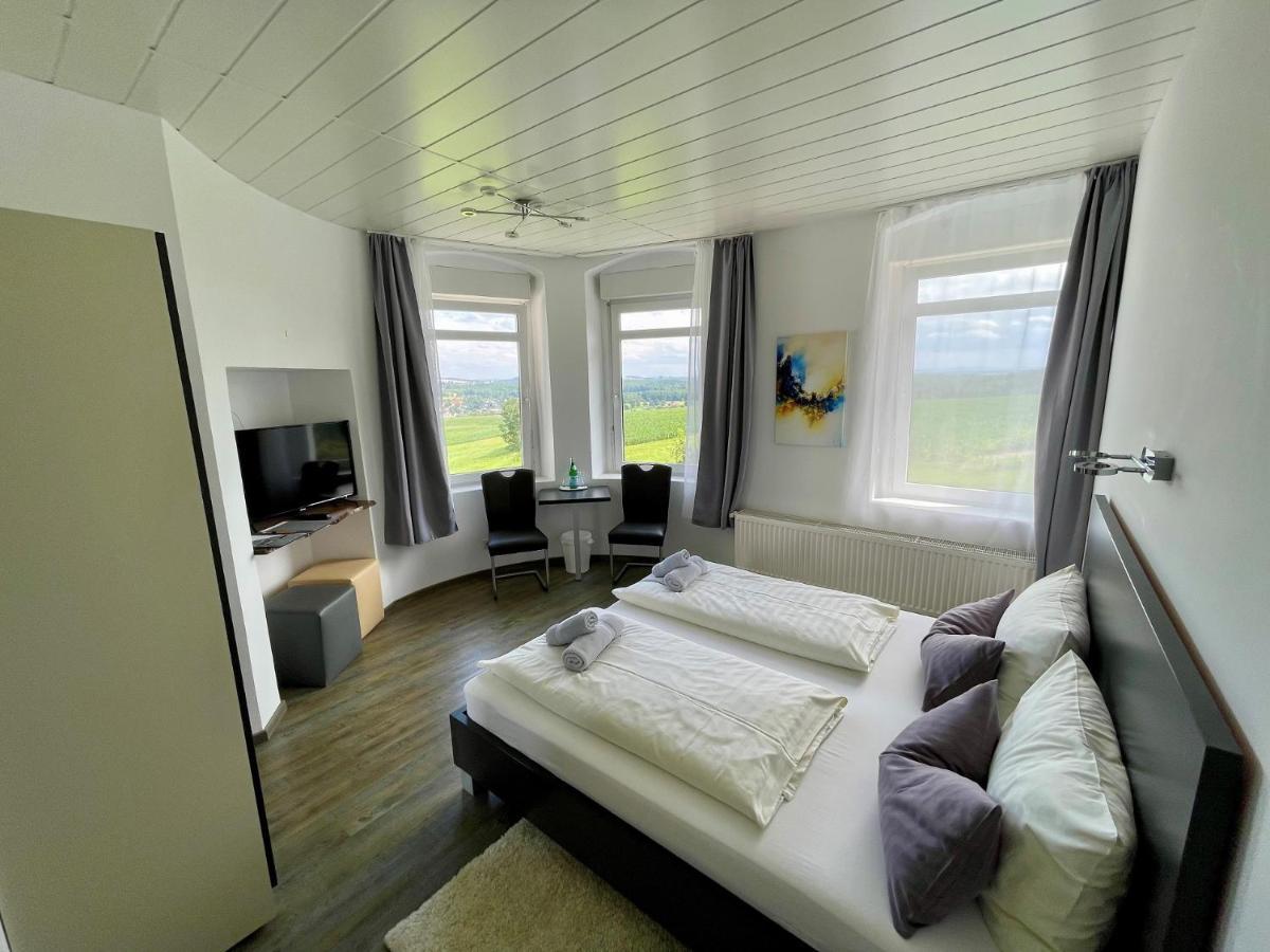 Waldhaus Pulsnitz Hotell Eksteriør bilde